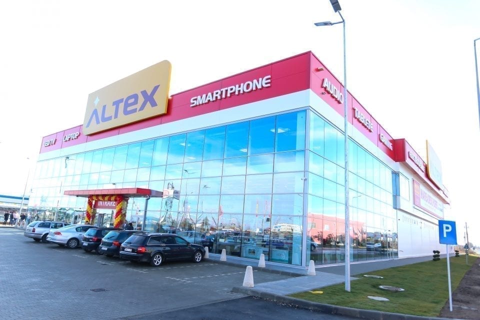 Liderul PieÈ›ei Electro It C Din Romania Deschide Cel Mai Mare Magazin Din ReÈ›ea La Arad Transilvania Business Sursa Ta De Informatii Economice