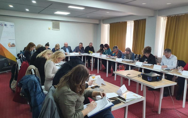 Asociația Municipiilor din România (AMR) a organizat o sesiune de formare pentru funcționarii publici și aleșii locali din Bistrița, Dej și Gherla.