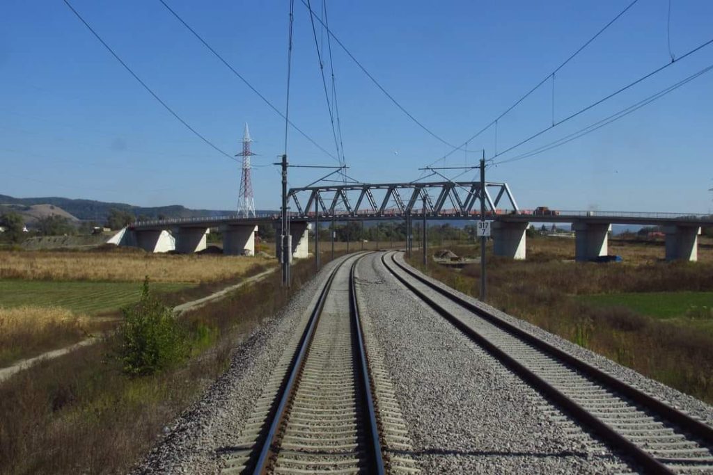 Asocierea TPF Inginerie, ISPCF, Baicons va elabora studiul de fezabilitate și proiectul tehnic pentru modernizarea liniei de cale ferată Coșlariu – Cluj-Napoca