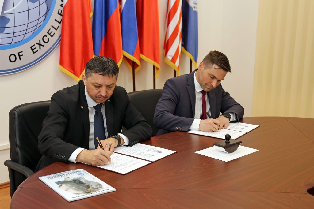 Universitatea Babeș-Bolyai (UBB) Cluj se va angrena în proiecte de inteligență artificială (AI) și psihologie pentru Organizația Tratatului Atlanticului de Nord (NATO).