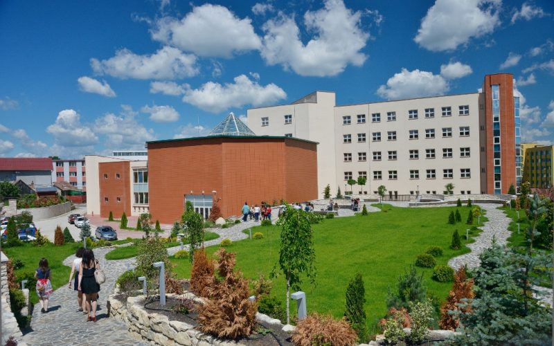 UMF “Iuliu Hațieganu” Cluj este singura de profil din România inclusă în clasamentul QS World University Rankings by Subject 2022.