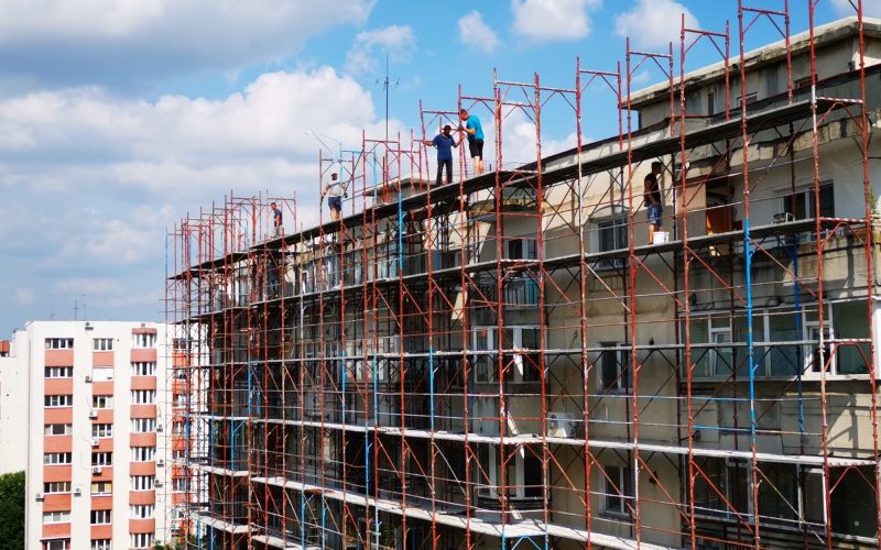 Municipalitea a depus proiecte de 55 milioane euro pentru renovare de blocuri și clădiri publice din Cluj-Napoca, din fonduri europene.