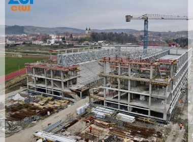 Antrepriza de Construcții și Instalații (ACI) a prezentat stadiul lucrărilor pe care le derulează la Sala Polivalentă Blaj (SPB), investiție de 8,4 milioane lei.