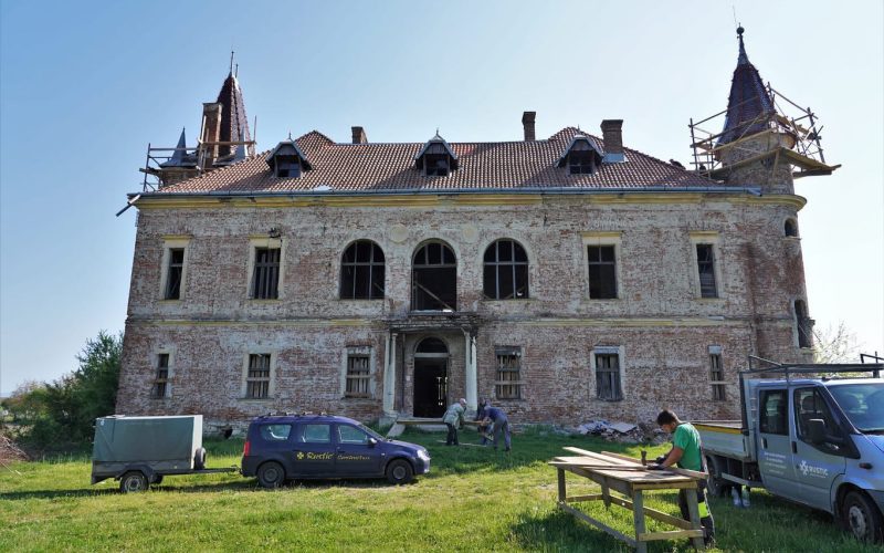 Proiectul de reabilitare a Castelului Teleki, din localitatea maramureșeană Pribilești, va fi depus pentru fonduri europene.