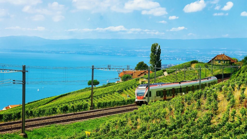 Oradea, Brașov, Cluj-Napoca, Sighișoara, Sfântu Gheorghe, Miercurea Ciuc sunt orașele din Transilvania pe care vor circula trenurile cumpărate prin ARF.