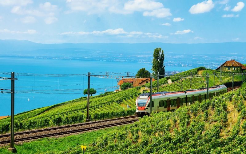 Oradea, Brașov, Cluj-Napoca, Sighișoara, Sfântu Gheorghe, Miercurea Ciuc sunt orașele din Transilvania pe care vor circula trenurile cumpărate prin ARF.