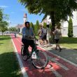 Primele 100 de biciclete achiziționate pe fonduri europene au sosit în orașul bistrițean Beclean.