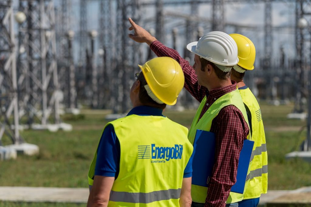 În nordul și în vestul țării apar multe proiecte de producție a energiei electrice pentru că aici există un deficit în domeniu, susține Florin Pop, director general al EnergoBit Cluj, furnizor de soluții energetice.  
