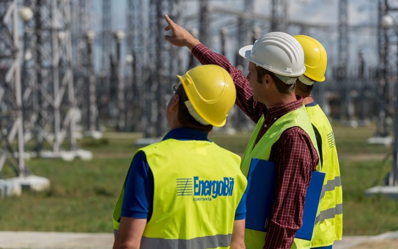 În nordul și în vestul țării apar multe proiecte de producție a energiei electrice pentru că aici există un deficit în domeniu, susține Florin Pop, director general al EnergoBit Cluj, furnizor de soluții energetice.  