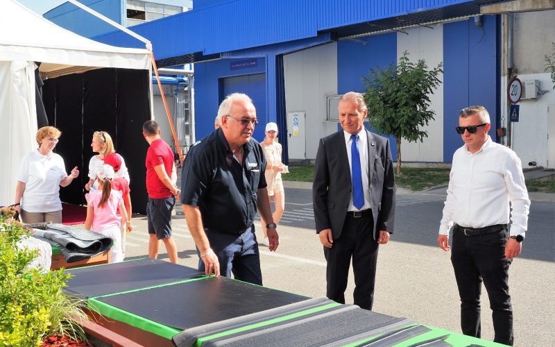 Producătorul francez de componente auto Michelin a aniversat 20 de ani de la preluarea fabricii de anvelope din reședința de județ a Sălajului.