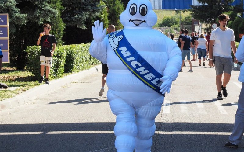 Michelin Anvelope Zalău (MAZ) va înlocui sursele clasice de energie folosite în activitatea de producție cu energie verde, pe care o va produce în curtea fabricii