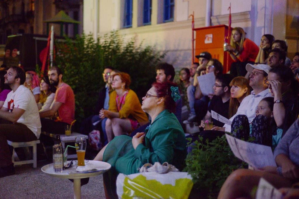 Tres Court International Film Festival (TCIFF) va fi găzduit, anul acesta, de șapte orașe din România, cele mai multe din zona Transilvaniei. 