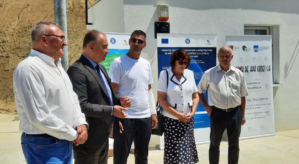 Investiția de 38 milioane euro a vizat înființarea de rețele de distribuție în opt localități componente ale subsistemului de alimentare cu apă Dej: Mica, Dâmbu Mare, Sânmărghita, Mănăstirea, Nireș, Unguraș, Batin și Valea Ungurașului.