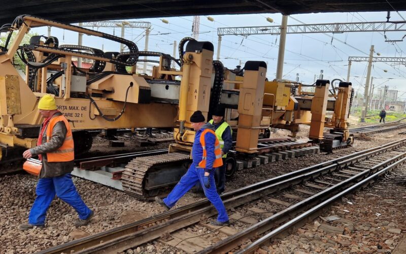 La nivel național au fost 205 șantiere feroviare deschise în ianuarie unde se execută lucrări de întreținere și reparații, 133 șantiere de lucrări finalizate până în iulie, 72 de șantiere feroviare - lucrări în execuție.