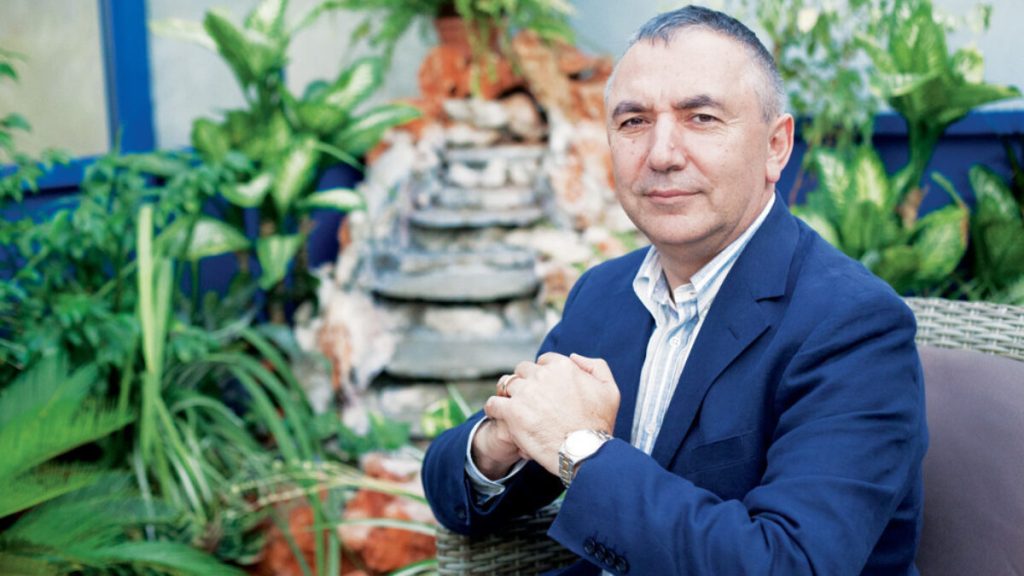 Omer Susli, proprietarul magazinelor de decorațiuni interioare Homelux și cel care a vândut rețeaua Praktiker către Kingfisher, a preluat integral BRP, conform Bistrița Business.