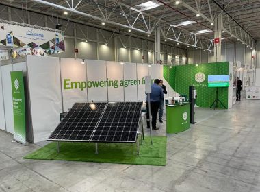 Compania de inginerie Simtel Team a construit 31 de centrale electrice fotovoltaice pentru rețeaua de bricolaj Dedeman