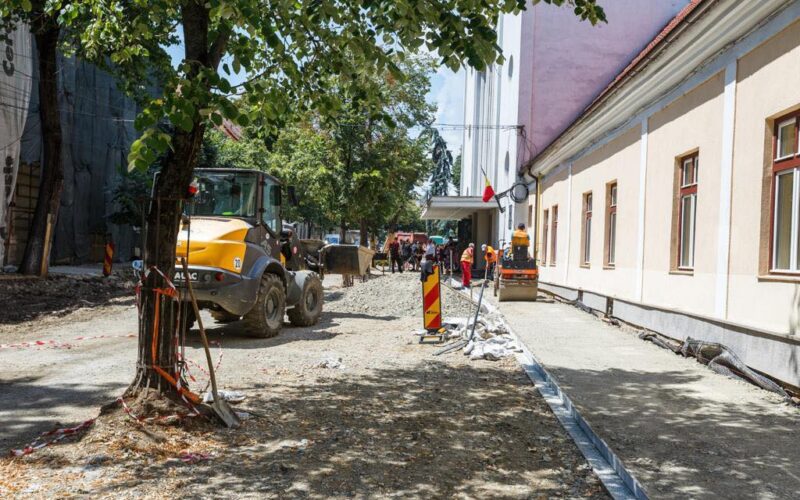 Municipalitatea clujeană a anunțat începerea lucrărilor de modernizare pe strada Universității, tronsonul cuprins între străzile A. Iancu și I. C. Brătianu.