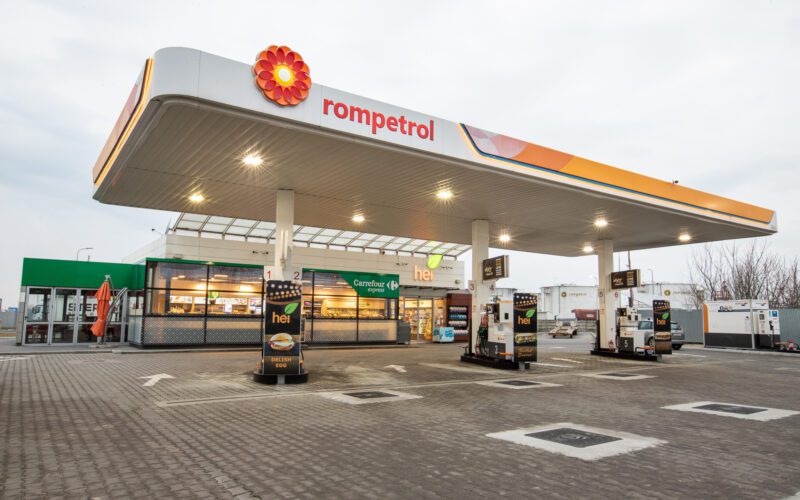 Asocierea Rompetrol și OMV Petrom vor utila, opera și întreține spațiile pentru servicii pe loturi din Autostrăzile 1 și 3.