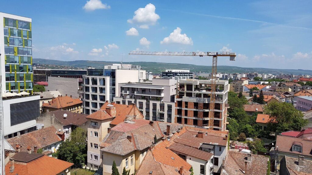 În Cluj-Napoca este nevoie de cea mai mare durată de timp, dintre marile orașe ale României, pentru a-ți cumpăra un apartament, conform agenției imobiliare Blitz.