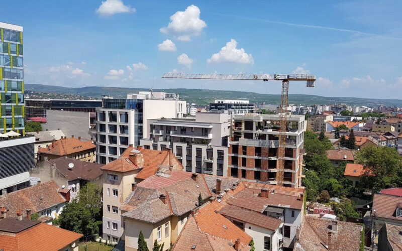 În Cluj-Napoca este nevoie de cea mai mare durată de timp, dintre marile orașe ale României, pentru a-ți cumpăra un apartament, conform agenției imobiliare Blitz.