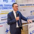 Thomas Reynaert, directorul A4E, a evidențiat faptul că zborurile facilitează mobilitatea socială și economică în Europa, conectând oamenii, regiunile și orașele din UE.
