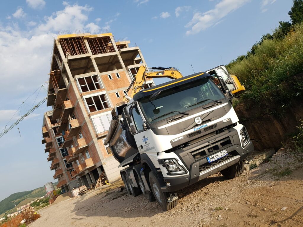 Ofertantul declarat câștigător pentru zonele Gilău și Dej este Zadiloc (județul Maramureș) - cu propuneri de 58 și 51 de milioane de lei (fără taxa pe valoarea adăugată).
