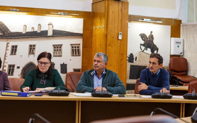 Consiliul Local Cluj-Napoca a votat proiectul de hotărâre privind aprobarea acordului de parteneriat între Primăria Cluj-Napoca (PCN) și consorțiul norvegian GS MiljoConsult Geir Saether, pentru realizarea unei rampe temporare dezafectate.