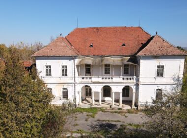 Președintele Consiliului Județean (CJ) Sălaj, Dinu Iancu-Sălăjanu, a participat la sediul Ministerului Investițiilor și Proiectelor Europene (MIPE), la semnarea contractului de finanțare privind restaurarea Castelului Beldy.