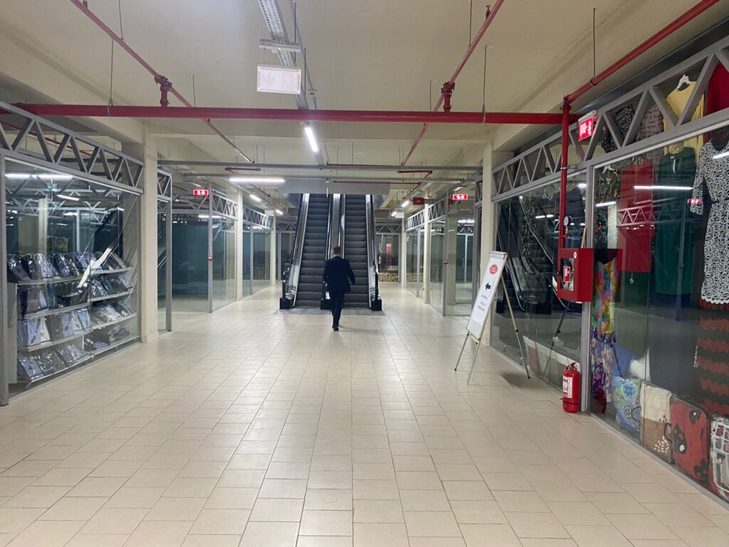 Cibela, unul dintre cele mai vechi centre comerciale din municipiu a fost preluat de familia Tămășoi, fiind regândit după conceptul unui mall