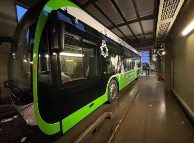 Orașul din județul Sălaj va beneficia de primele autobuze electrice, pe fonduri europene, mobilitatea fiind un atu pentru atragerea de investitori, conform administrației locale.