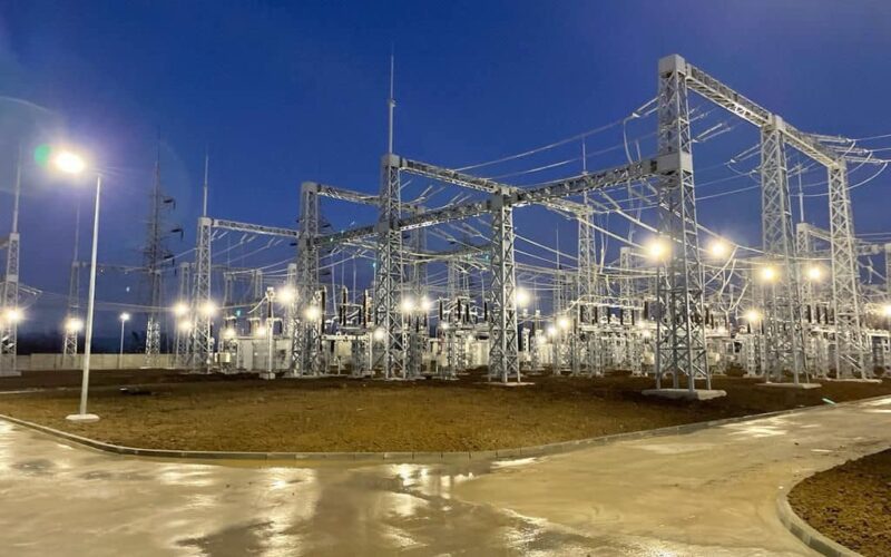 Împreună cu Siemens am finalizat procesul de retehnologizare al stației de 220/110 kV Iaz, care funcționează acum cu echipamente de ultimă generație”, a transmis conducerea Electrogrup Cluj.