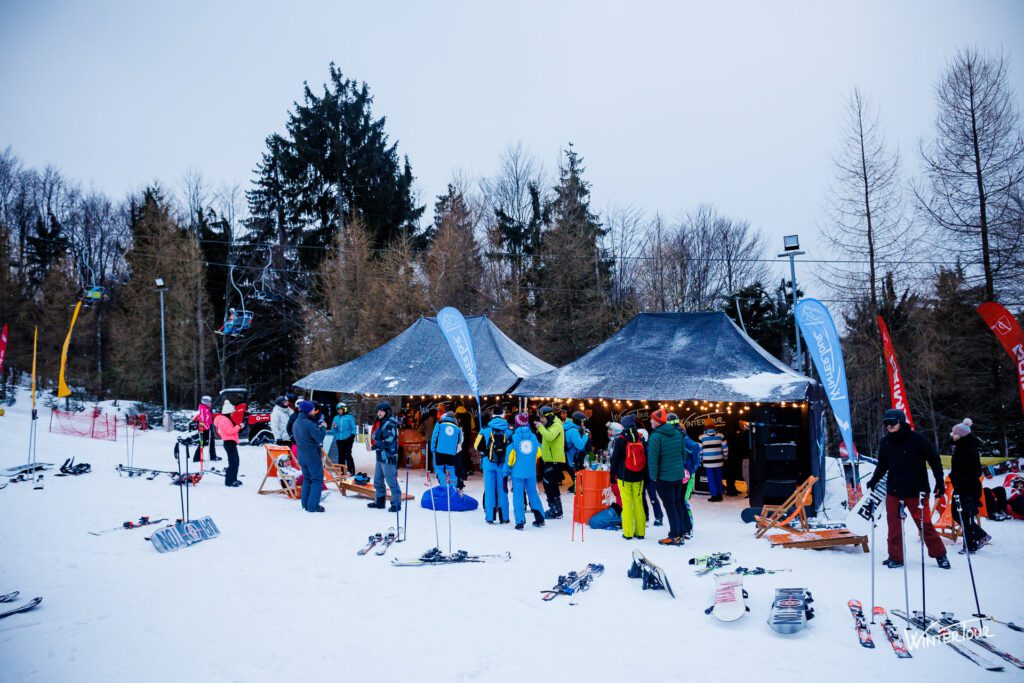 Winter Tour se va desfășura între 7 ianuarie și 12 martie, timp de 10 weekenduri, pe nouă pârtii.