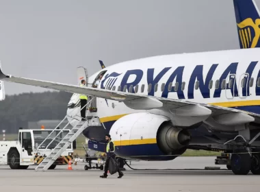 Ryanair renunță la 15 de rute pe care le opera spre și dinspre mai multe aeroporturi regionale din țara noastră
