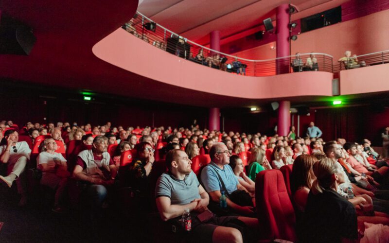 Festivalul Internațional de Film Transilvania (TIFF) Cluj se numără printre fondatorii rețelei de cooperare Smart7, alături de evenimente similare din Polonia, Lituania, Portugalia, Spania și Grecia.