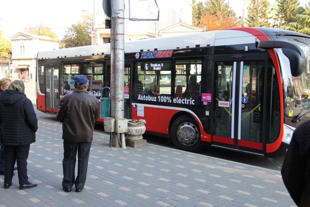 În Maramureș, comuna Bicaz are alocate 0,8 milioane de lei, Săcălășeni, 0,7 milioane, Cicîrlău, 0,6 milioane pentru sisteme inteligente de management local.