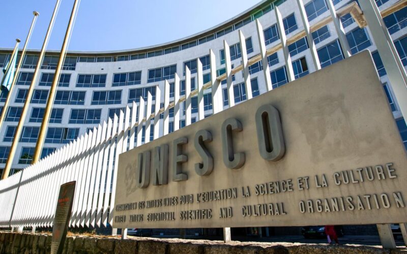 Universitatea Babeș-Bolyai (UBB) Cluj-Napoca prin Facultatea de Știința și Ingineria Mediului (FSIM), va găzdui o Catedră UNESCO în domeniul schimbărilor climatice și dezvoltării durabile.