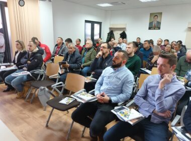 Asociația Berarii României (ABR), Ministerul Agriculturii și Dezvoltării Rurale (MADR) și Soufflet Malt Romania (SMR) i-au adunat pe cultivatorii interesați la Stațiunea de Cercetare Dezvoltare Agricolă (SCDA) Turda.