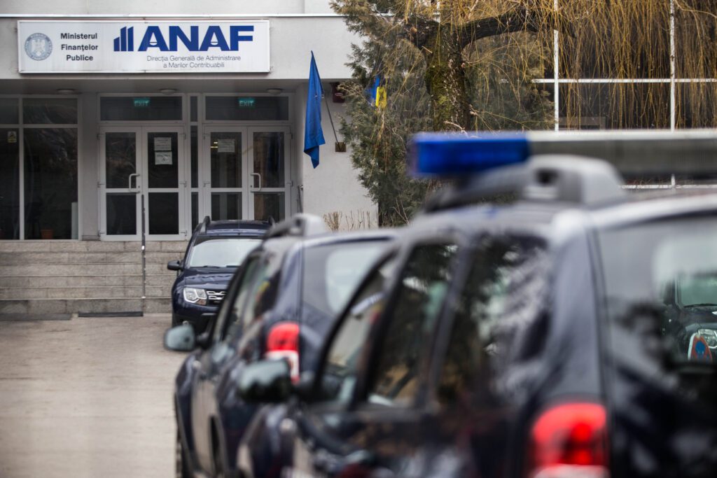 Inițiatorii proiectului, senatorii Marius Bob (Sălaj) și Claudiu (Mureșan (Sibiu), consideră că firmele trebuie să plătească exact ceea ce datorează statului și propun ca din baza de impozitare a contribuabililor să fie eliminați debitorii radiați.