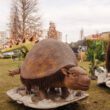 Iulius Parc s-a transformat într-un tărâm fermecător care merită explorat de către toți iubitorii mici și mari de dinozauri. 
