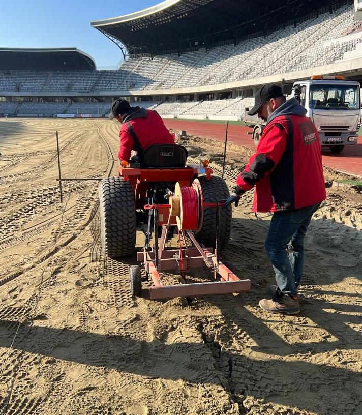 O delegație formată din reprezentanți ai Uniunii Asociațiilor Europene de Fotbal (UEFA) și Federației Române de Fotbal (FRF) a inspectat arena în vederea verificării condițiilor oferite pentru desfășurarea Campionat European de Fotbal Under 21.