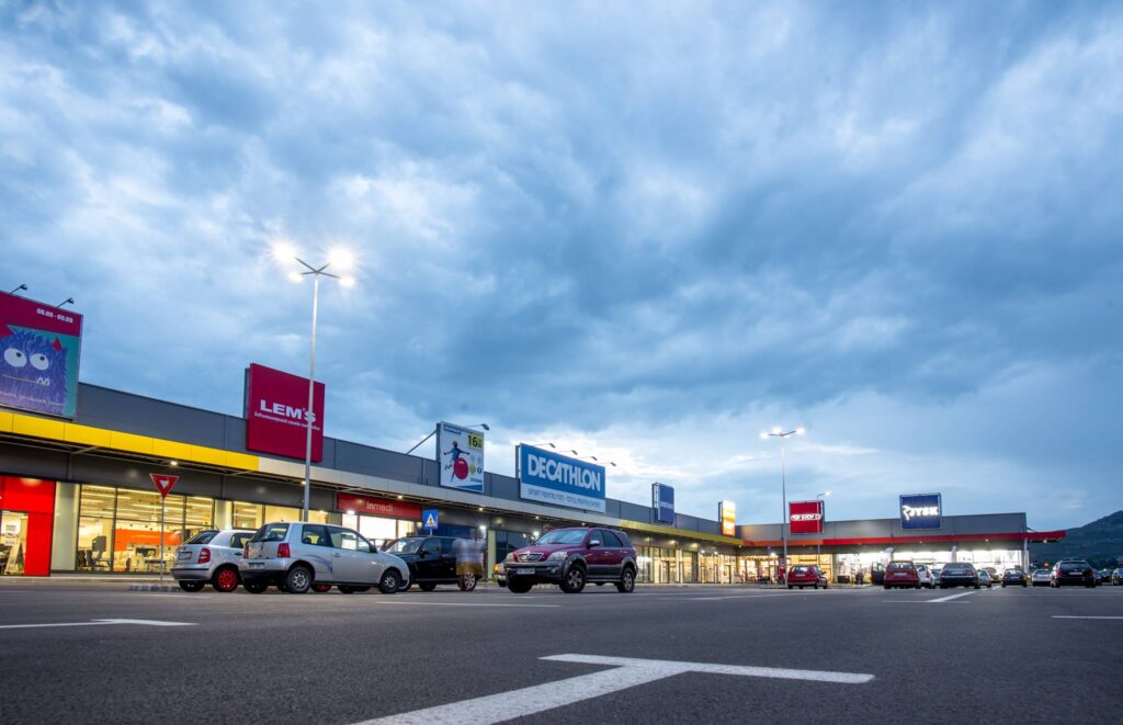 Mitiska REIM a lansat procedurile pentru vânzarea tuturor proprietăților sale din România, o tranzacție de 250 de milioane de euro, care include și B1 Retail Park, unde funcționează NewYorker, KFC sau H&M