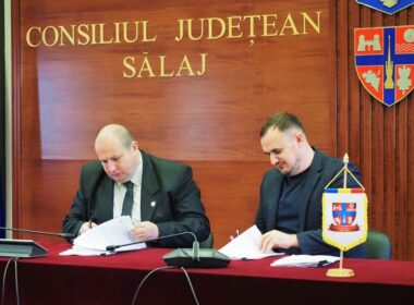 Consiliul Județean (CJ) Sălaj a semnat cu asocierea Frasinul - Someș-Top-Grup contractul privind proiectarea, asistența tehnică și execuția lucrărilor de reabilitare și consolidare a DJ 191G: Crasna (DJ 108G) - Marin - Valcău de Jos.