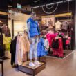 La Iulius Mall Cluj găsești cele mai relevante branduri, care să răspundă tuturor stilurilor: magazinul 4F aduce în Cluj-Napoca o nouă perspectivă fashion persoanelor pasionate de sport sau celor care adoptă stilul casual-sport.