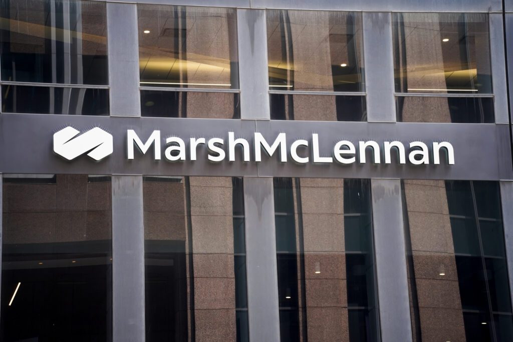 Grupul american de consultanță Marsh McLennan a anunțat lansarea principalului centru său informatic din Europa, de la Cluj-Napoca, propunându-și o țintă de 100 de angajări. 