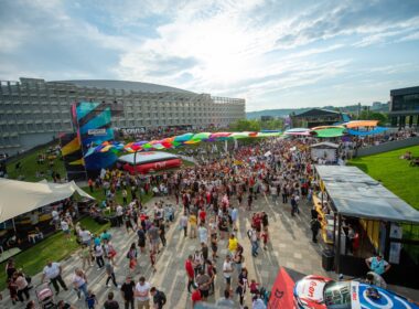 Sports Festival aduce la Cluj-Napoca, în 1-4 iunie, inițiere în 25 de sporturi, provocare pe traseul Survivor România, supercampioni față în față cu fanii, la Sports Talks, un masterclass dedicat profesioniștilor.