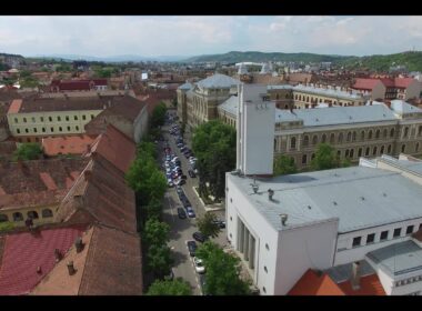 Universitatea Babeș-Bolyai (UBB) din Cluj-Napoca a participat, alături de alte 12 instituții de învățământ din Europa Centrală și de Est, în Polonia, la constituirea Rețelei Universităților celor Trei Mări (3SUN).