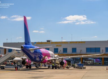 De la primul zbor internațional de la Cluj-Napoca, la Budapesta, în 2007, 16,9 milioane de pasageri au rezervat bilete cu Wizz Air către și dinspre Aeroportul Internațional Avram Iancu Cluj (AIAIC).