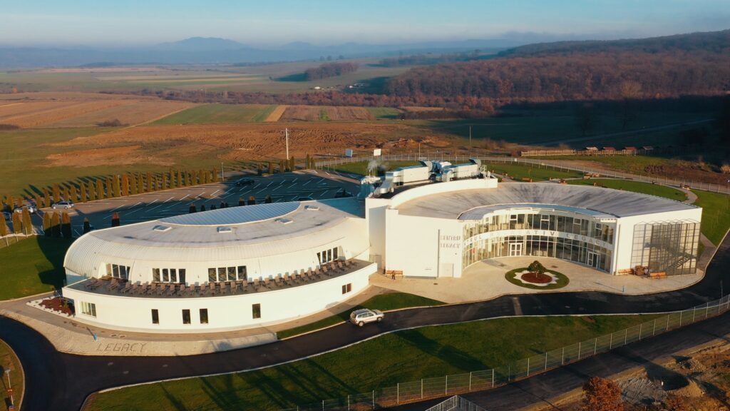Orașul Beclean a fost remarcat la cea mai importantă competiție dedicată proiectelor din fonduri UE datorită celui mai nou proiect: Centrul Recreativ Legacy, finalist la componenta Campionii Noului Bauhaus European (NEB), categoria prioritizarea locurilor și a persoanelor care au cea mai mare nevoie.