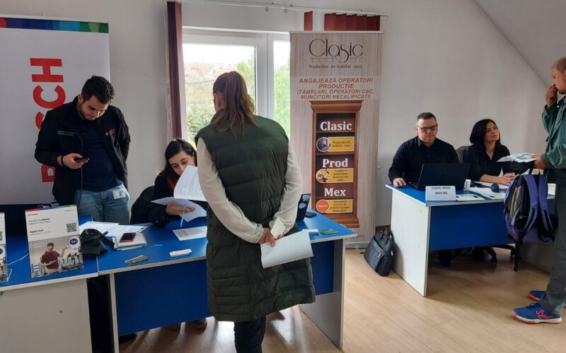 Efectivul salariaților din județul Cluj, în aprilie 2023, a fost de 278.823, în creștere cu 161 comparativ cu martie 2023 și cu 4.789 față de aprilie 2022, conform Direcției Județene de Statistică.