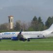 Datoriile de 2,7 miliarde de lei ale Blue Air sunt către 460 de creditori din țară și din străinătate,
